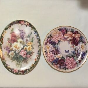 Two (2) Lena Liu Bradford Exchange Collectors Plates w Gold Rim - 1 Oval 1 Round